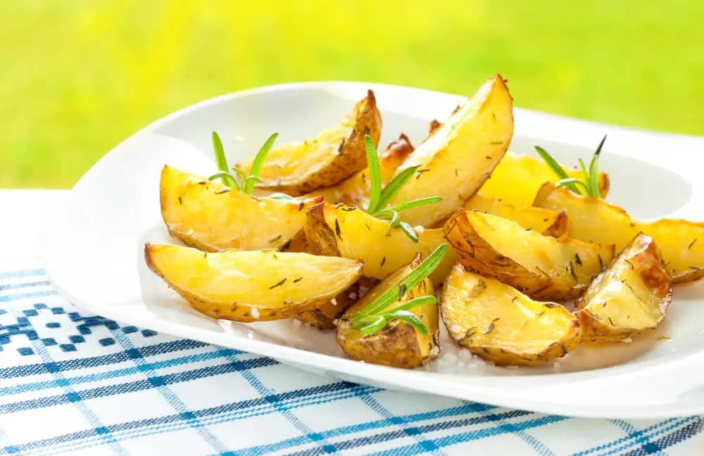 Pommes De Terre Sautées, Citron Et Romarin
